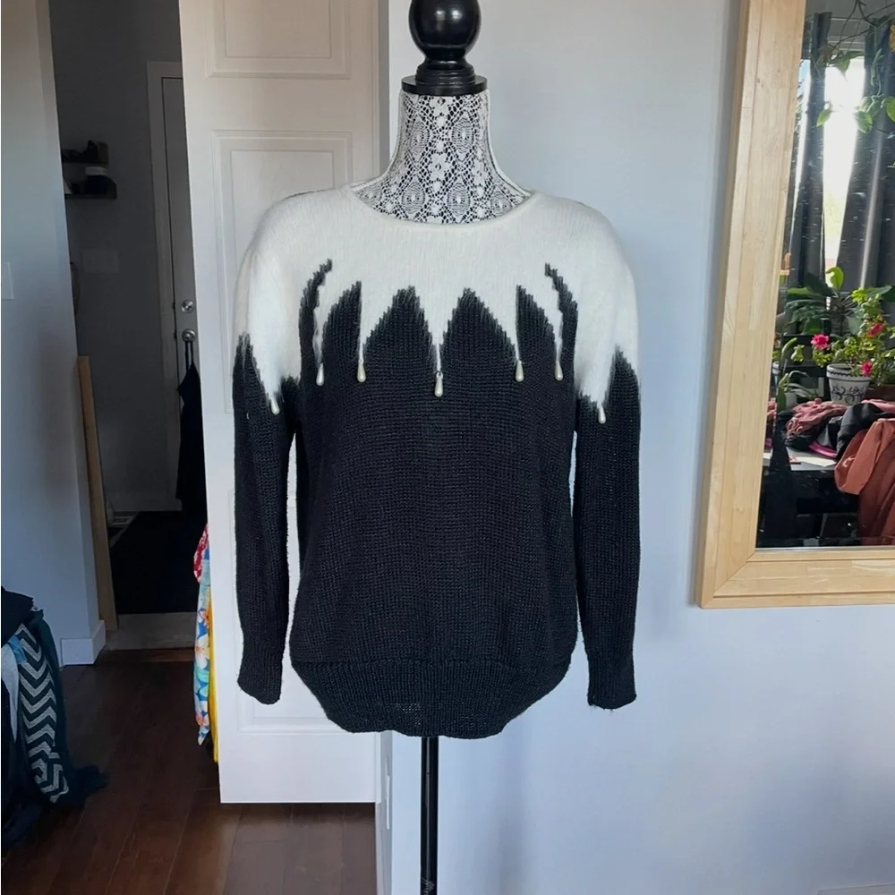 Vintage Wool/Angora Fur Blend Pearl Apres Ski Cozy Knit Sweater.Small/Medium - Picture 2 of 5